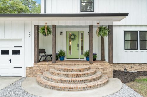 37 Royal Pines Blvd, Beaufort, SC 29907-1921