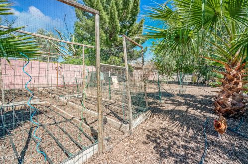 4150 18 Ave, Phoenix AZ 85015-3840 exterior