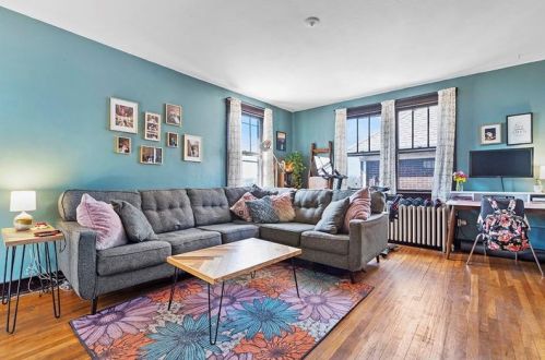 2115 Lloyd Ave, Pittsburgh PA  15218-1712 exterior