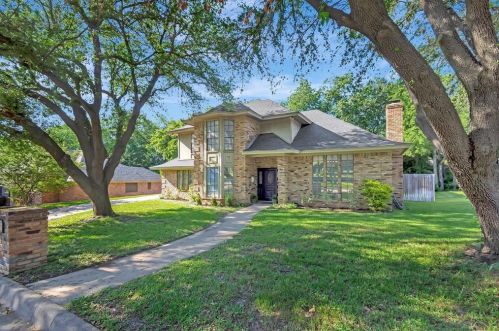 5509 Chimney Rock Rd, Fort Worth, TX 76112-2928