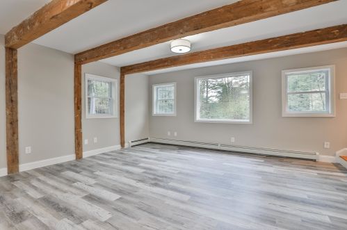 97 Lower Camp Rd, Northwood NH  03261-4305 exterior