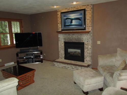 35 Westfield Cir, Fond Du Lac, WI 54935-3859