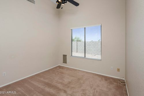 18801 8th Pl, Phoenix AZ 85042-4304 exterior