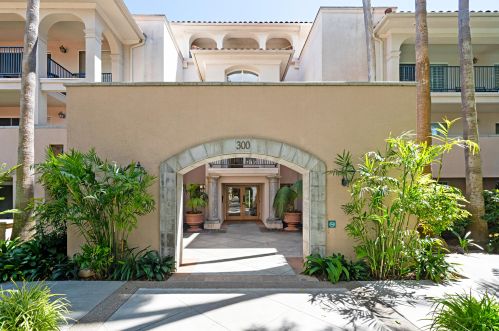 346 Por La Mar Cir, Santa Barbara, CA 93103-3790