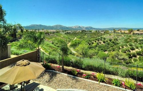 45035 Rutherford St, Temecula CA  92592-5529 exterior