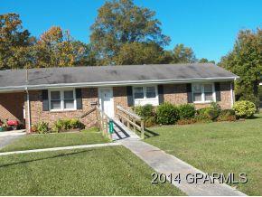 4159 Melissa Dr, Farmville, NC 27828-1881