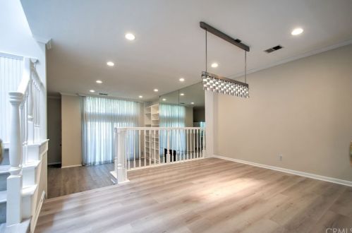974 Palo Verde Ave, Long Beach, CA 90815-4662