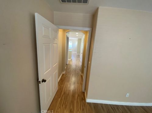 1323 Burdock St, Beaumont CA  92223-8301 exterior