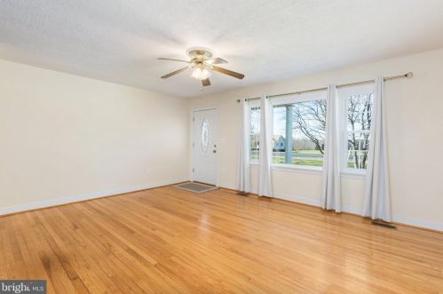 6149 Courthouse Rd, Spotsylvania VA  22551-6111 exterior