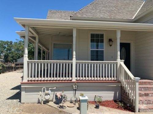 443 Hills Ferry Rd, Newman CA  95360-9701 exterior