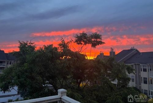 17 Lear Ct, East Brunswick NJ  08816-1863 exterior