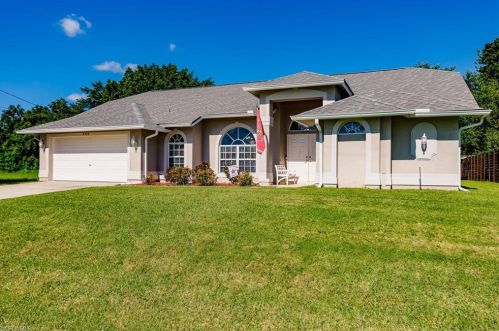 402 18th Ave, Cape Coral, FL 33909-2720