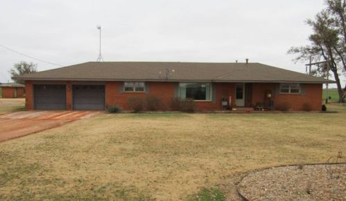 17013 66th St, Bison, OK 73720-7329