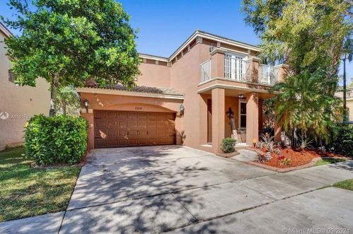 5014 155th Ter, Hollywood, FL 33027-5644