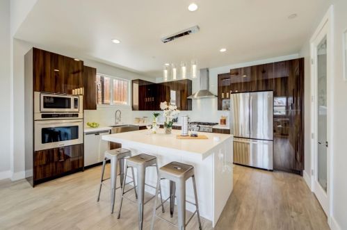 2624 Inyo Ave, Oakland CA  94601-1324 exterior