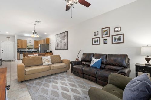 1828 77th Dr, Vero Beach FL  32966-6679 exterior