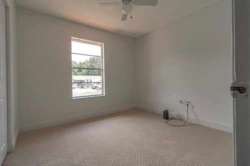 11625 129th Ln, Ocklawaha FL  32179-5096 exterior