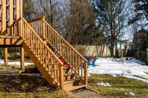 25 Curtis Ave, Wallingford CT 06492-3708 exterior