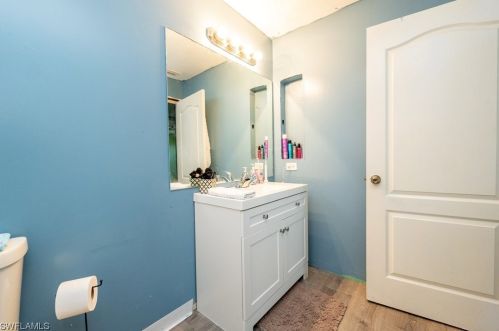 4166 39 Ave, Cape Coral FL  33993-5507 exterior