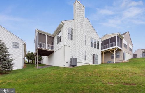 610 Gray Fox Ln, Glen Mills PA  19342-2245 exterior