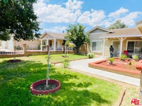 43349 33rd St, Lancaster, CA 93535-4949