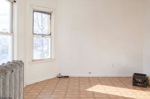 93 16th St, East Orange NJ  07017-5212 exterior