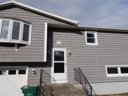 17 Quarry Rd, Waterford, CT 06385-3710