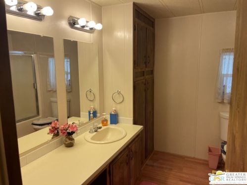 69521 Parkside Dr, Desert Hot Springs CA  92241-8719 exterior