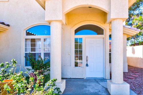 9541 Ekwanok Dr, Desert Hot Springs, CA 92240-1316