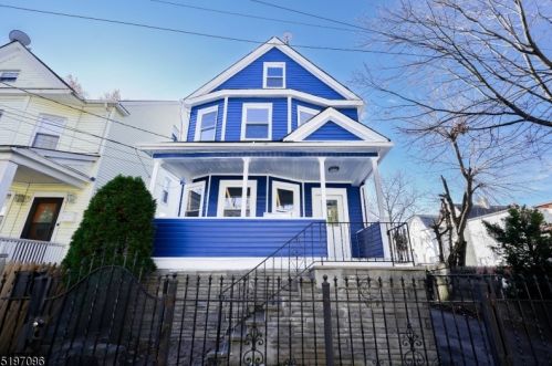 21 Ruth St, Irvington NJ  07111-2526 exterior