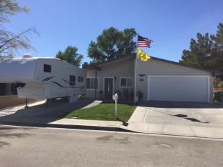 409 Valley St, Ridgecrest, CA 93555-4416