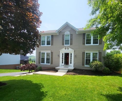 156 Vista Dr, Canonsburg, PA 15317-9507