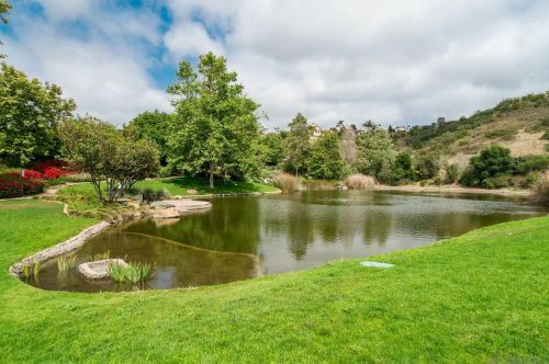 6962 Feldspar Pl, Carlsbad CA  92009-5212 exterior