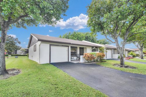 16004 Laurel Oak Cir, Delray Beach, FL 33484-5543