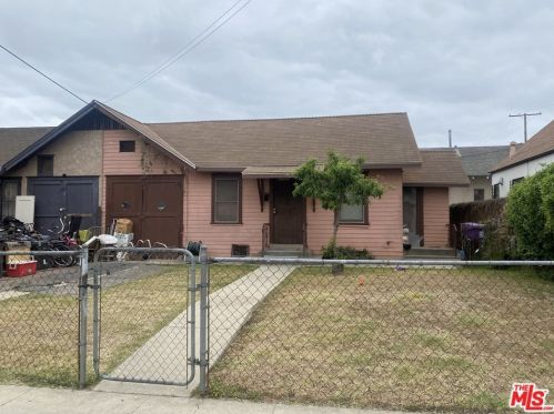 1210 11th St, Long Beach, CA 90813-3702