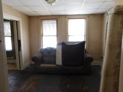 107 2 St, Monongahela PA 15063-2340 exterior