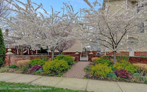 701 Richmond Ave, Point Pleasant Beach NJ  08742-3075 exterior