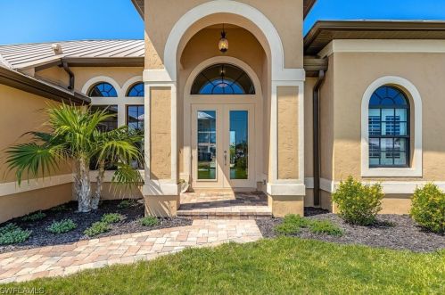 3656 Emerald Ave, Saint James City, FL 33956-2204