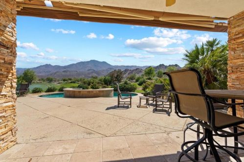 56625 Riviera, La Quinta CA  92253-5014 exterior