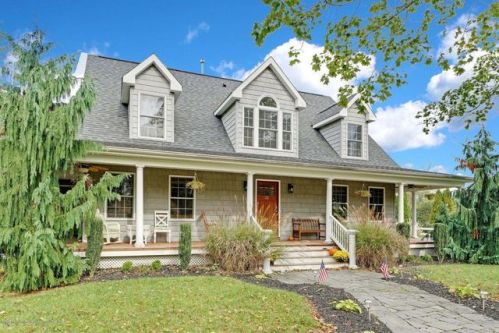 22 Wallis Ct, Bricktown, NJ 08724-3524