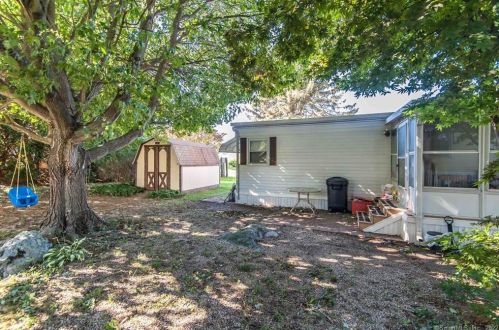 50 C St, Groton CT  06340-5359 exterior