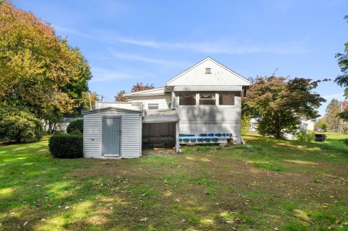 451 New Zealand Rd, Seabrook NH 03874-4113 exterior