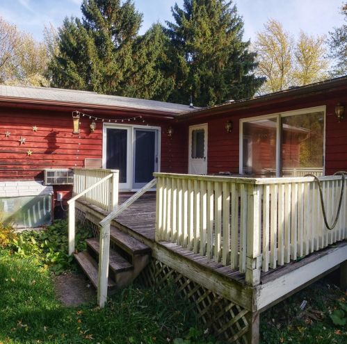 7940 Lincoln Mill Rd, Hobart IN  46342-7012 exterior