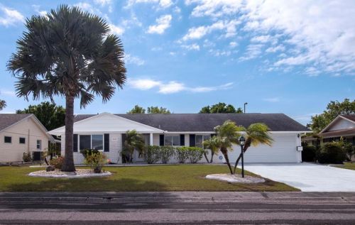 1711 Pebble Beach Blvd, Ruskin, FL 33573-5023