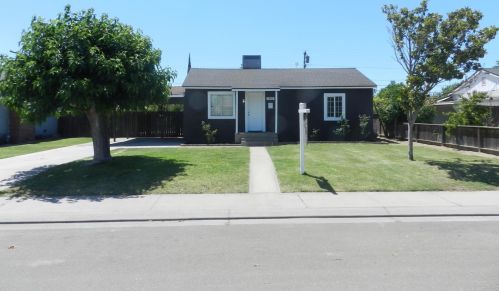 1340 Joseph St, Livingston CA  95334-1626 exterior