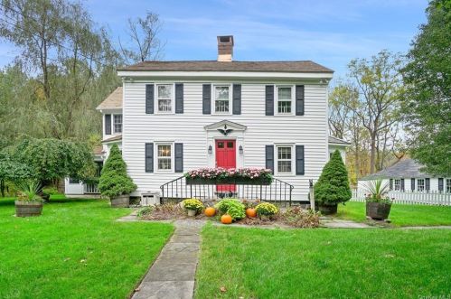 240 Spring St, Lewisboro, NY 10590-1629