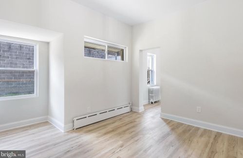 723 Market St, Gloucester NJ  08030-1540 exterior