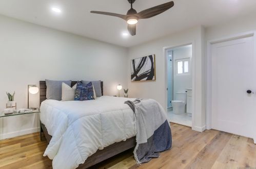 3862 Martha St, San Diego CA  92117-1817 exterior