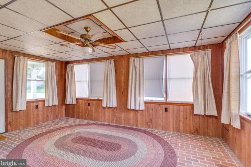 147 Euclid Ave, Charles Town WV  25414-1111 exterior