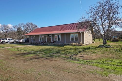 25275 2nd Ave, Los Molinos, CA 96055-9671